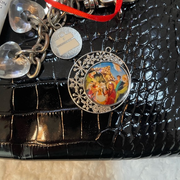 ABAS Elegant Black Crocodile-Embossed Clutch with products - Picture 14 of 14